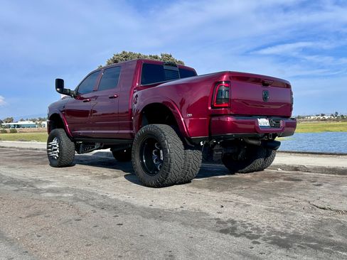 Used 2022 RAM 3500 Limited AWD/4WD image 8