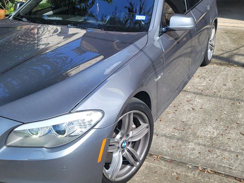 Used 2013 BMW 550i Sedan image 6