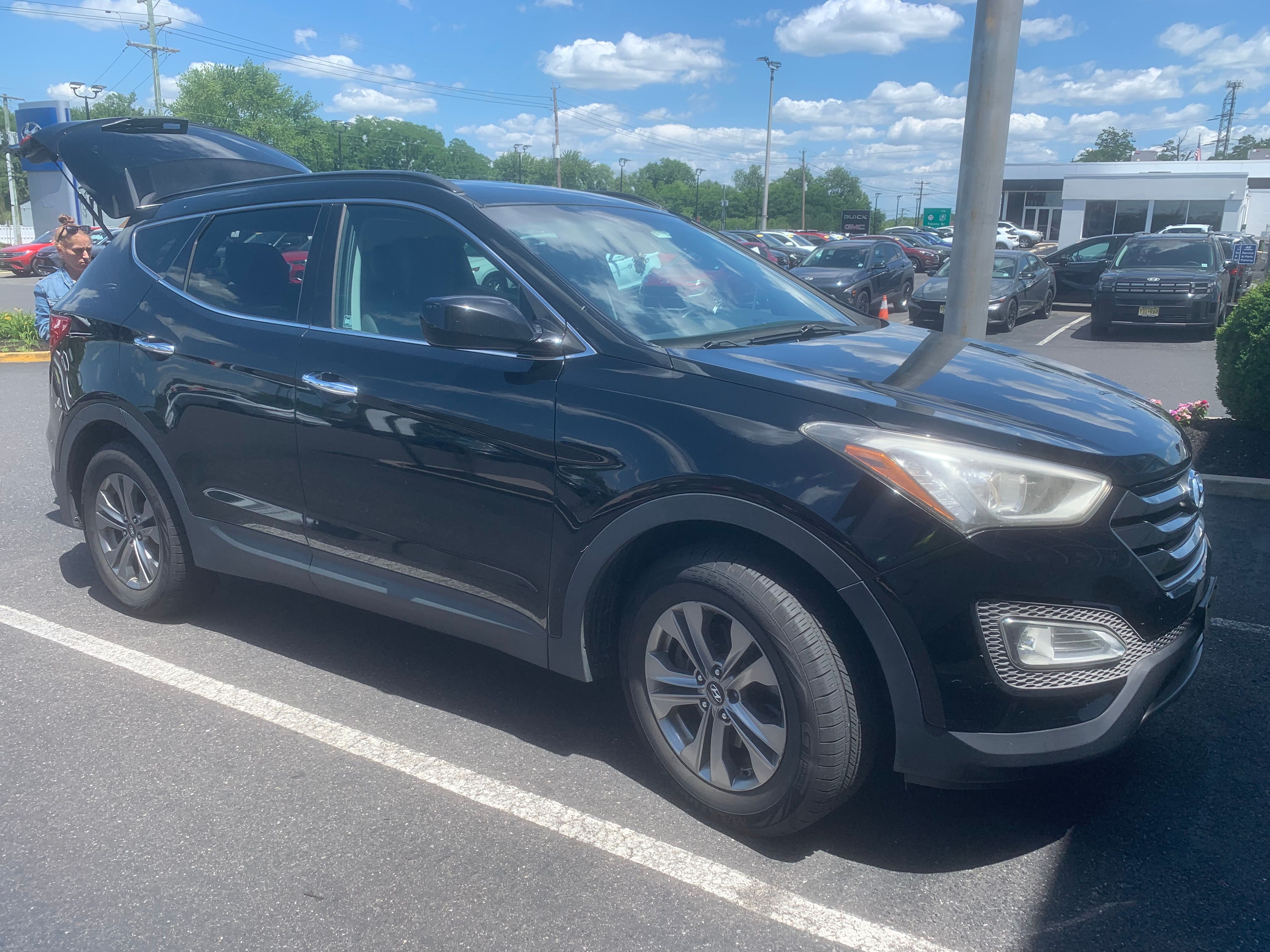 Used 2016 Hyundai Santa Fe Sport w/ Option Group 02 AWD/4WD image 9