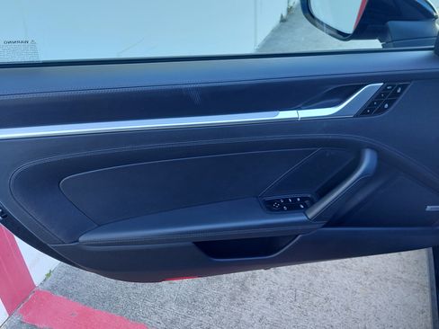 Used 2020 Porsche 911 Carrera S image 11