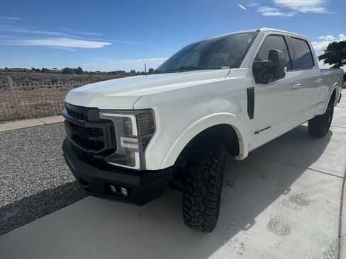 Used 2022 Ford F250 Lariat w/ Tremor Off-Road Package AWD/4WD image 7