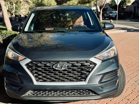 Used 2020 Hyundai Tucson SE image 16