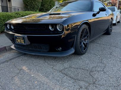 Used 2015 Dodge Challenger SXT