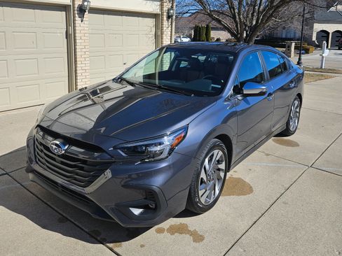 Used 2024 Subaru Legacy Touring XT image 2