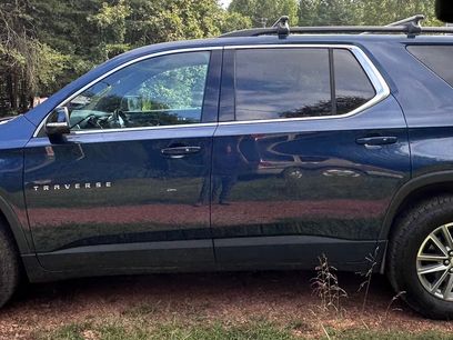 Used 2023 Chevrolet Traverse LT