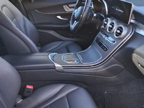 Used 2020 Mercedes-Benz GLC 300 4MATIC image 11