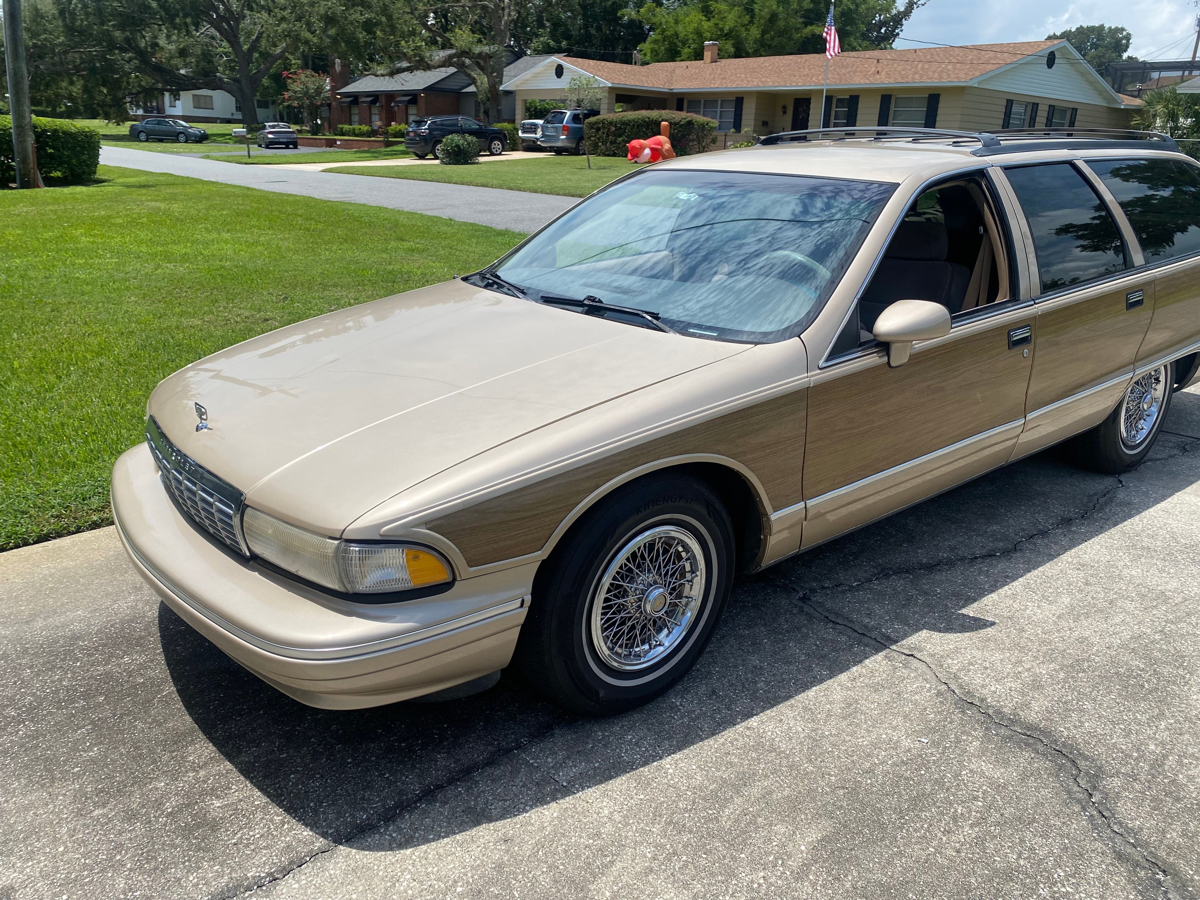 Used 1994 Chevrolet Caprice Classic RWD image 13