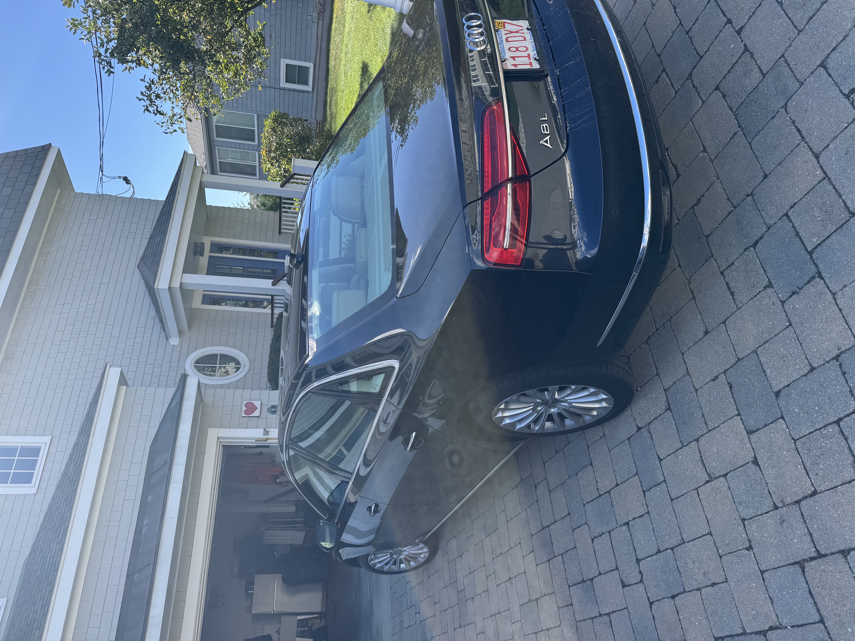 Used 2015 Audi A8 L 4.0T AWD/4WD image 5