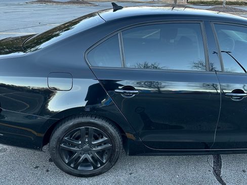 Used 2015 Volkswagen Jetta S w/ Welcome Package image 2