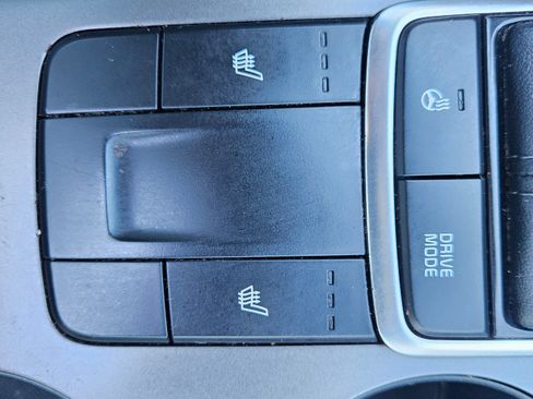 Used 2020 Kia Optima SE image 16