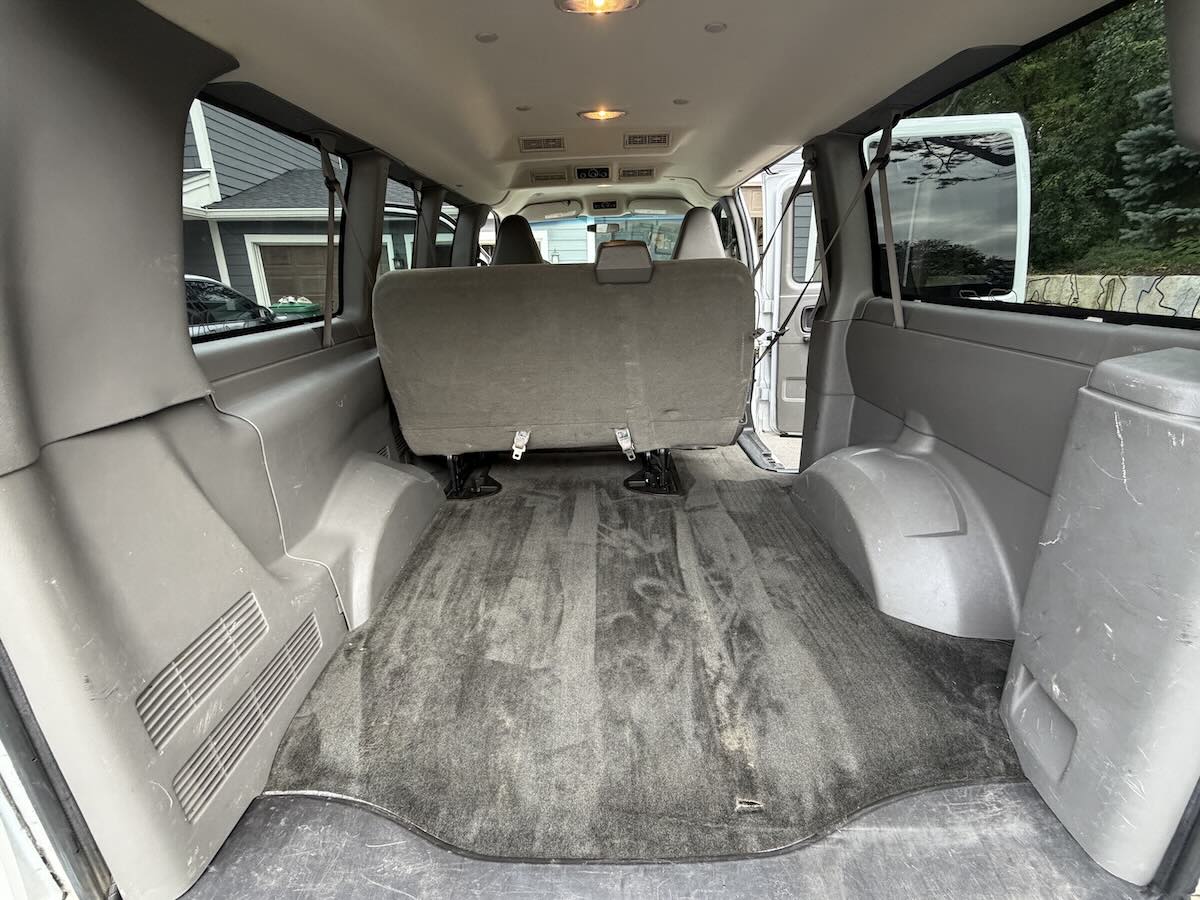 Used 2016 Chevrolet Express 2500 LS RWD image 13