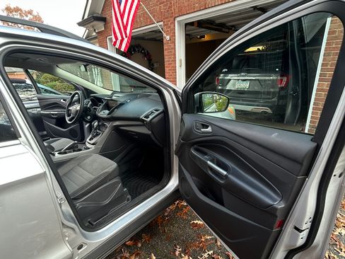 Used 2013 Ford Escape SE image 10