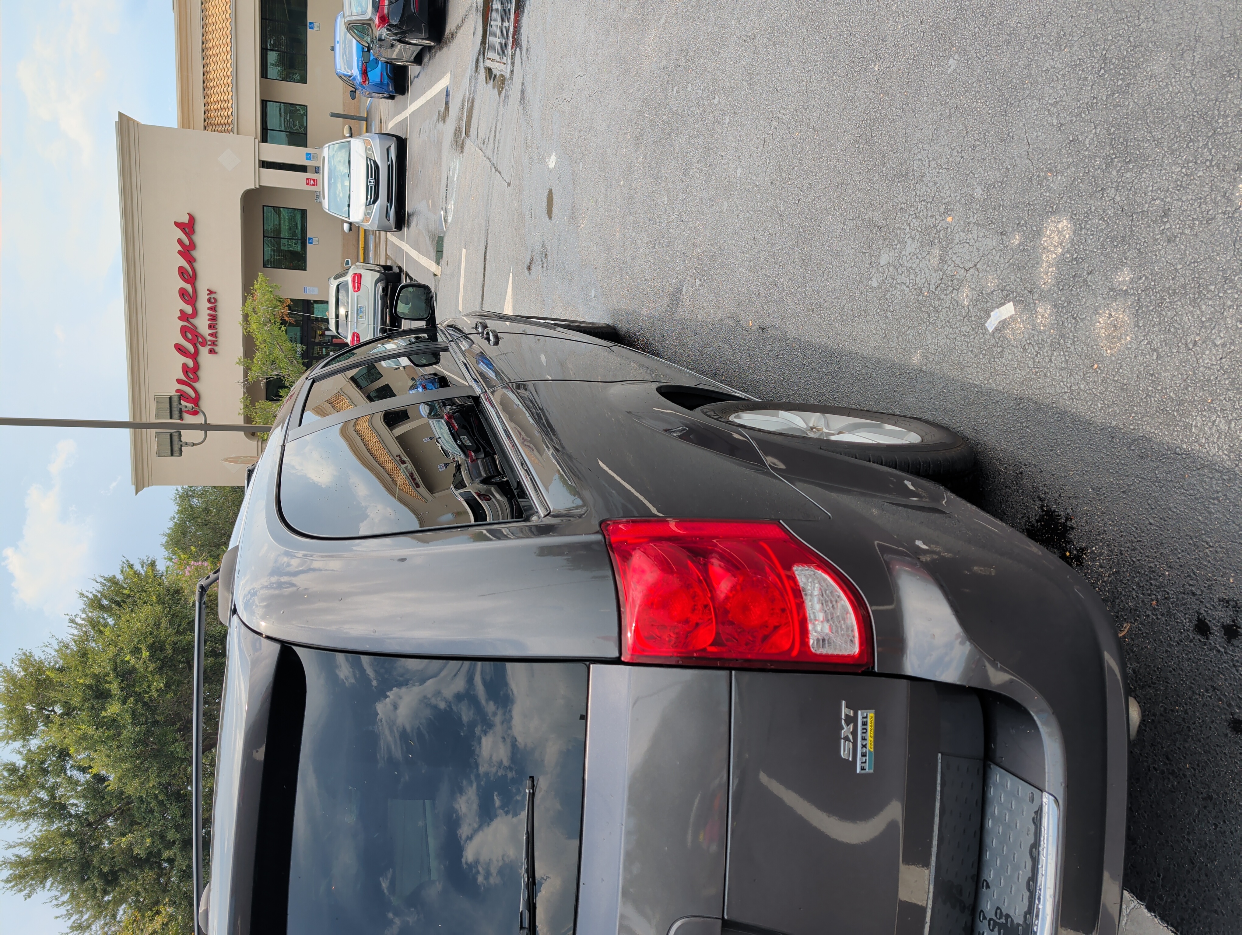 Used 2019 Dodge Grand Caravan SXT FWD image 9