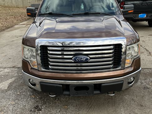 Used 2012 Ford F150 XLT w/ XLT Chrome Pkg image 4
