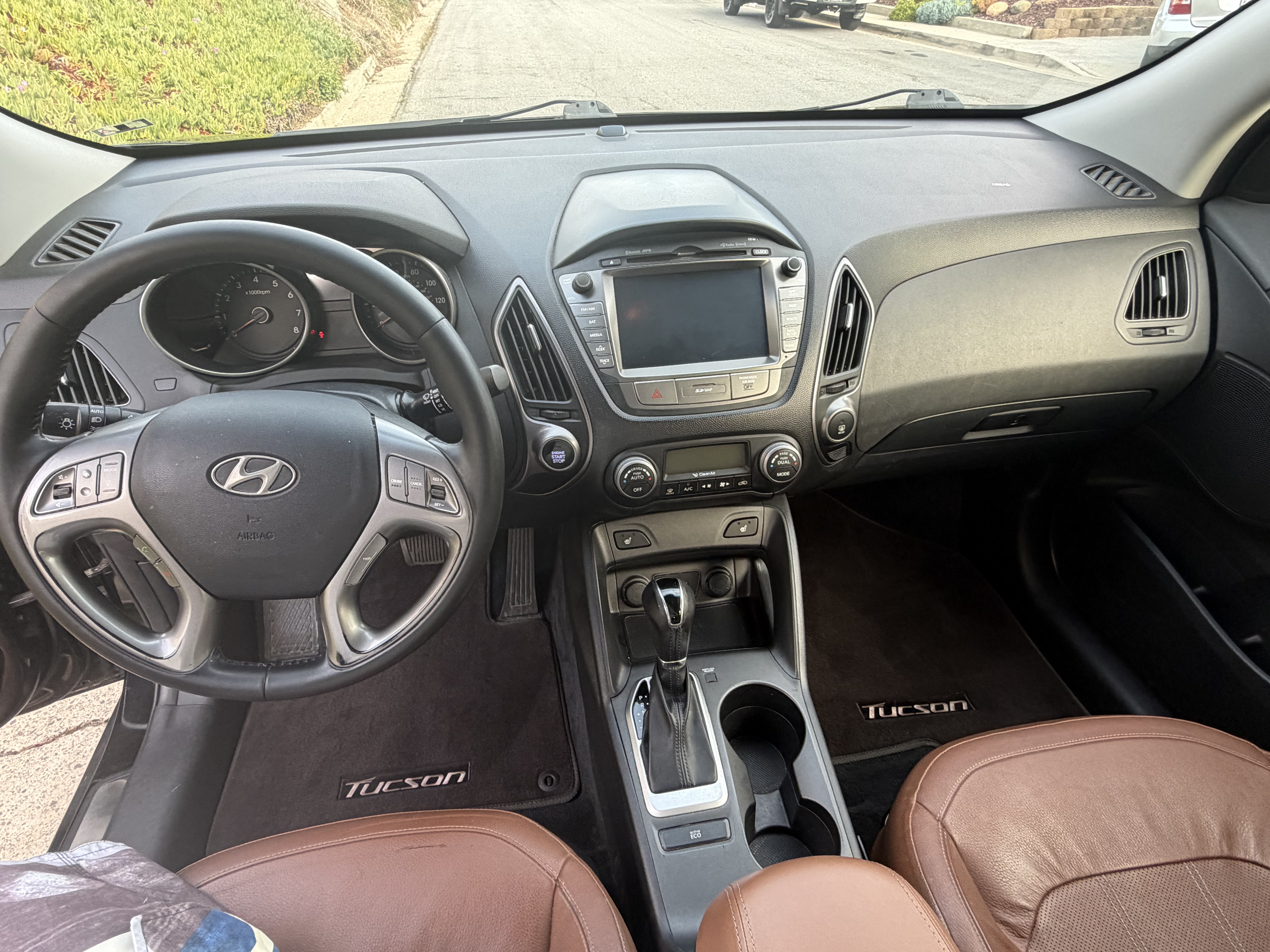 Used 2015 Hyundai Tucson Limited w/ Option Group 03 FWD image 13