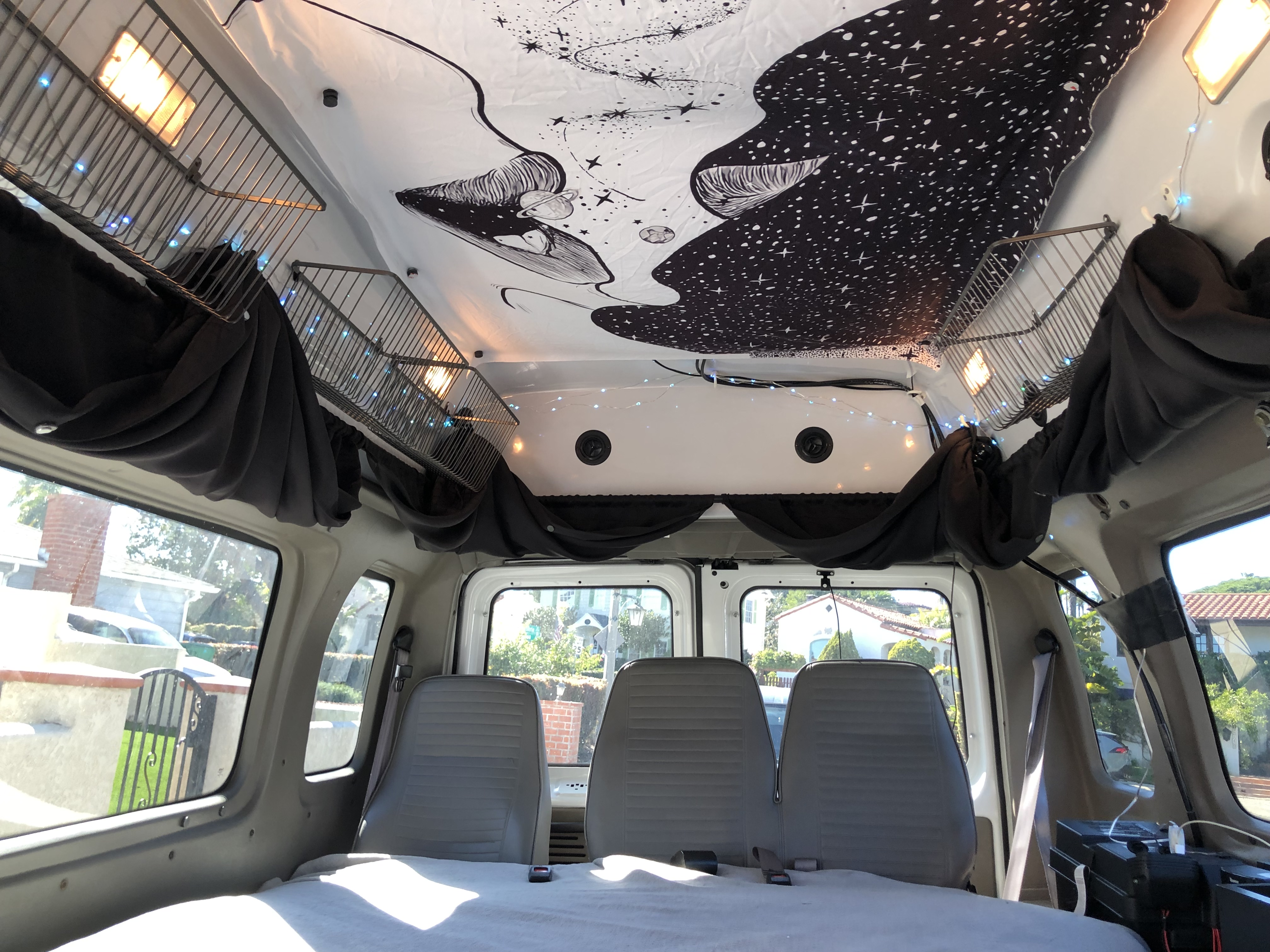 Used 2007 Ford E-350 and Econoline 350 Extended Super Duty RWD image 8