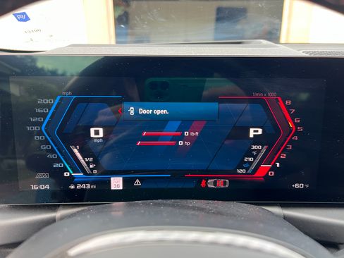 Used 2023 BMW M2 image 11