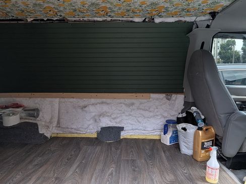 Used 2006 Ford E-250 and Econoline 250 Van 3D image 8