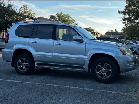 Used 2008 Lexus GX 470 image 2