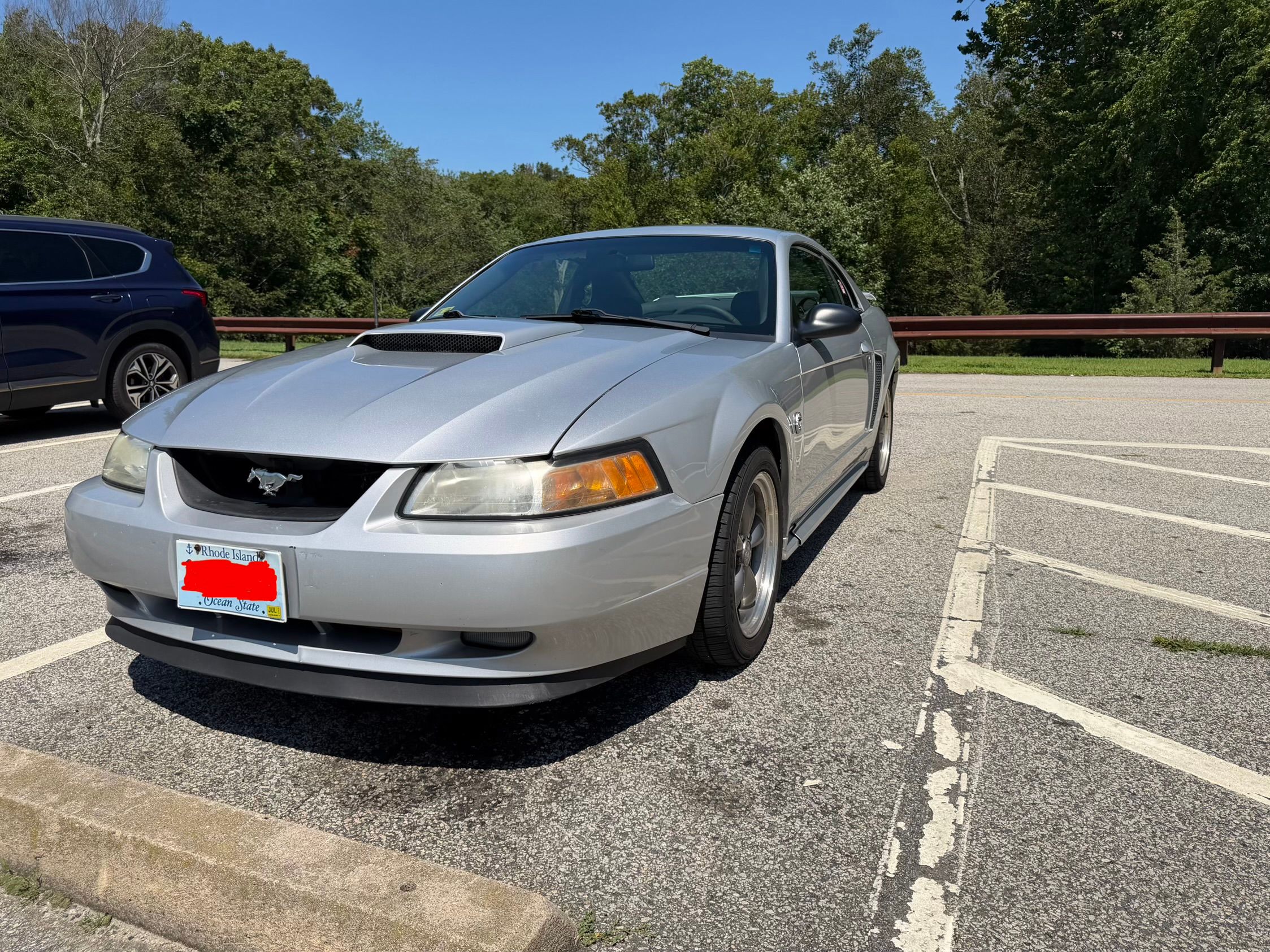 Used 2004 Ford Mustang GT RWD image 2