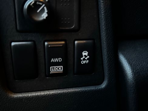 Used 2012 Nissan Rogue S AWD/4WD image 14
