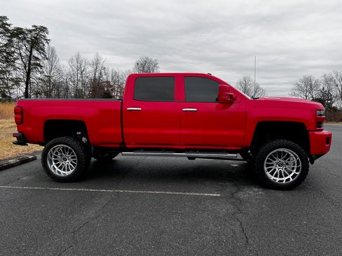 Used 2018 Chevrolet Silverado 2500 LTZ w/ Duramax Plus Package image 9