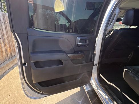 Used 2019 GMC Sierra 3500 Denali w/ Duramax Plus Package image 16