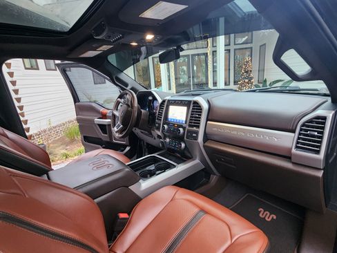 Used 2020 Ford F250 King Ranch w/ King Ranch Ultimate Package image 11