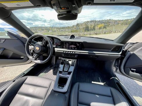 Used 2020 Porsche 911 Carrera S image 14