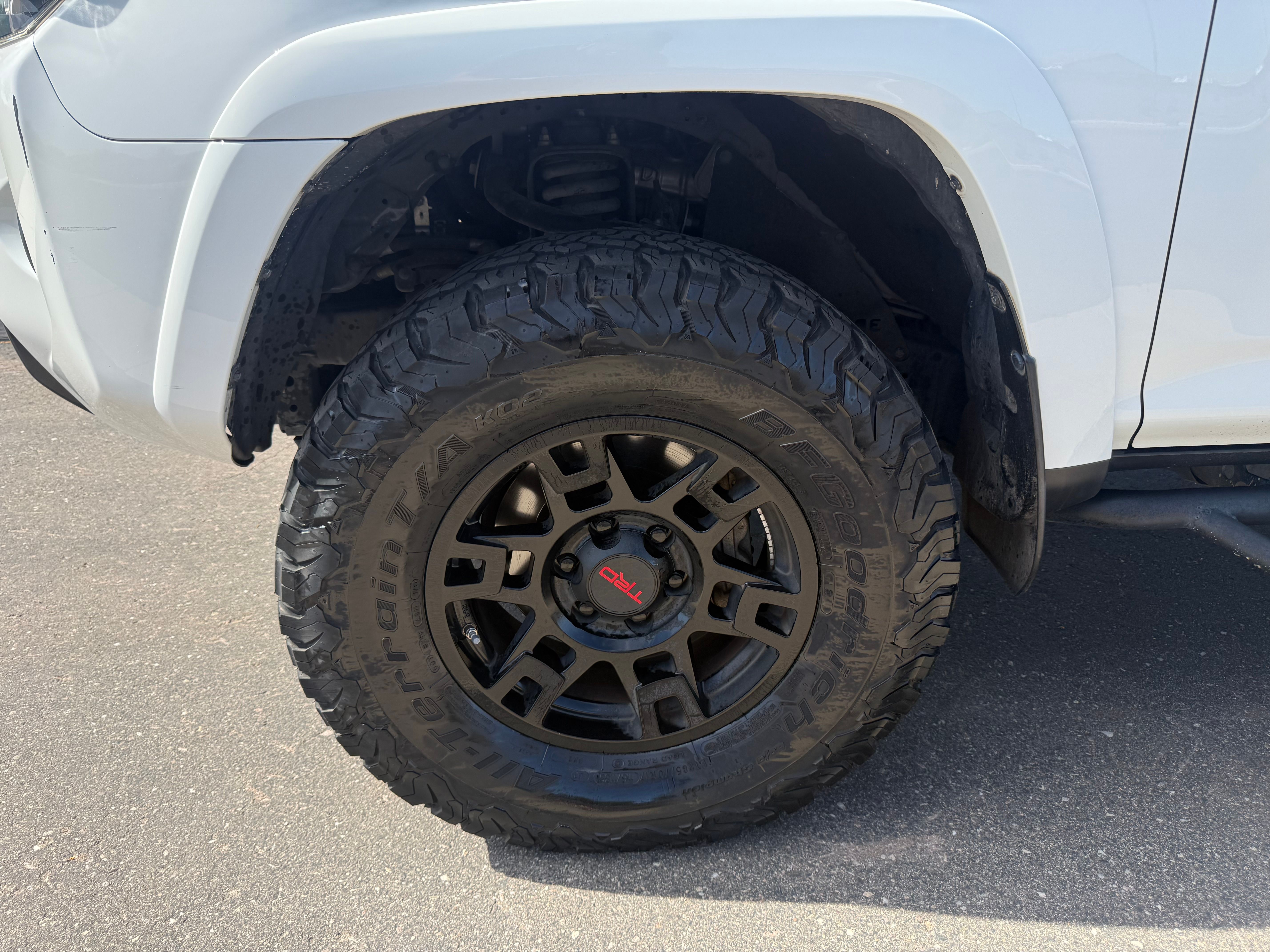 Used 2018 Toyota 4Runner TRD Off-Road AWD/4WD image 18