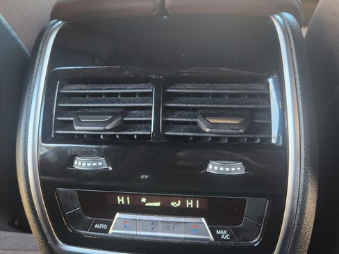 Used 2020 BMW X5 sDrive40i w/ Executive Package image 19