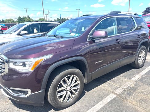 Used 2018 GMC Acadia SLE image 2
