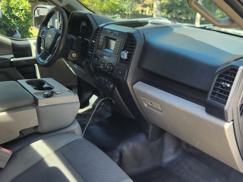 Used 2019 Ford F150 XL image 4