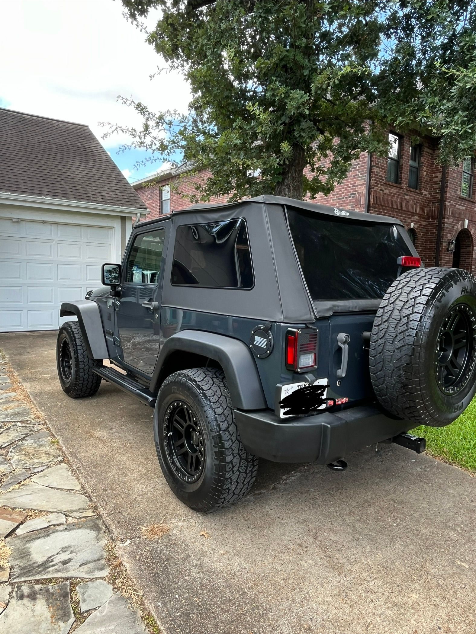 Used 2017 Jeep Wrangler Sport w/ Quick Order Package 24S AWD/4WD image 9
