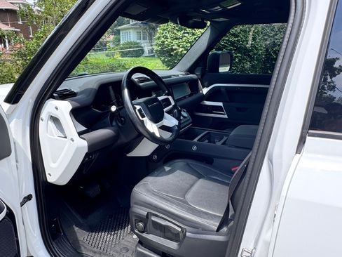 Used 2023 Land Rover Defender 110 S AWD/4WD image 16