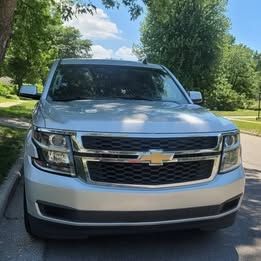 Used 2015 Chevrolet Suburban LT AWD/4WD image 2