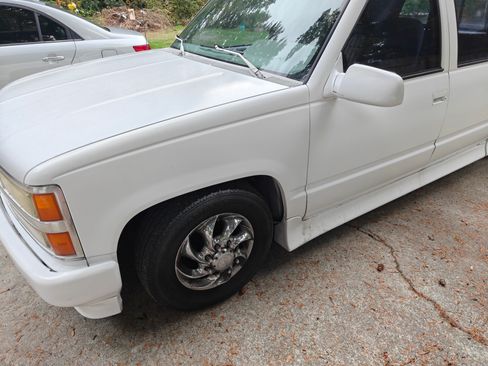 Used 1992 Chevrolet Silverado 3500 2WD Crew Cab image 8