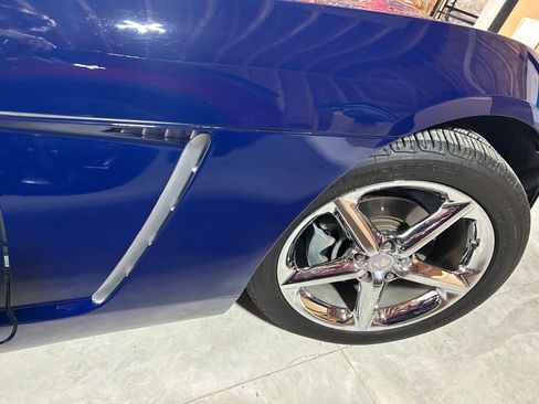 Used 2009 Saturn Sky Red Line RWD image 8