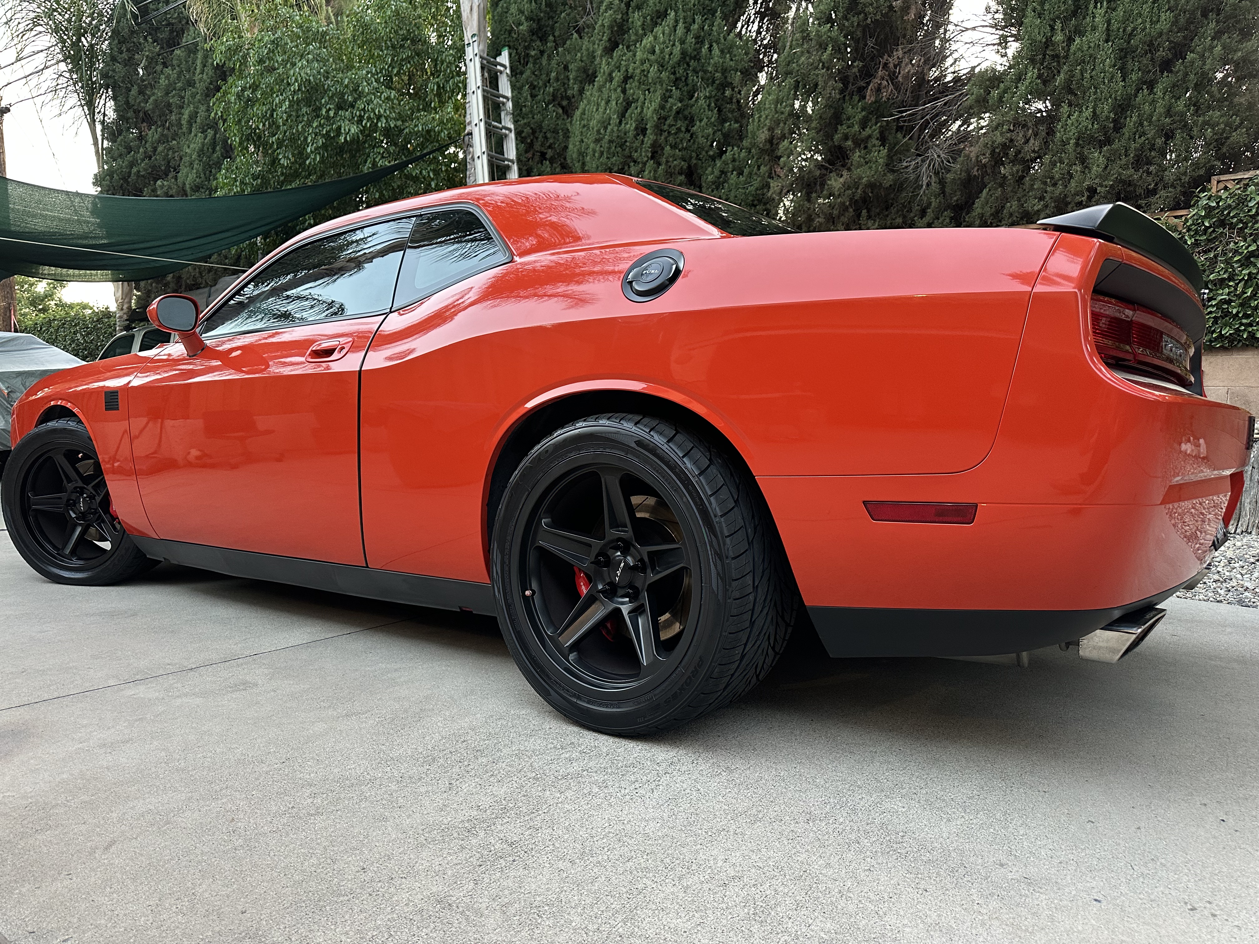 Used 2010 Dodge Challenger SRT8 w/ SRT Option Group II RWD image 4