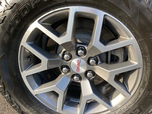 Used 2022 GMC Canyon AT4 w/ Trailering Package image 17