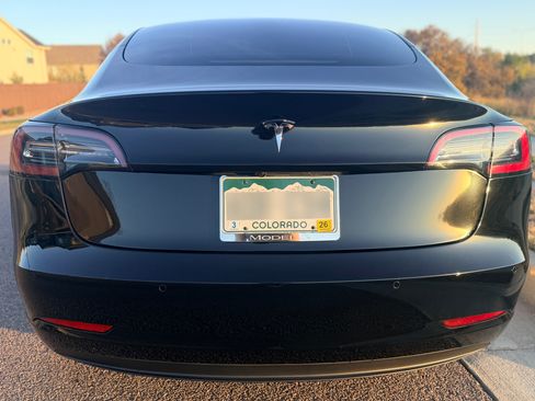 Used 2022 Tesla Model 3 Long Range image 9