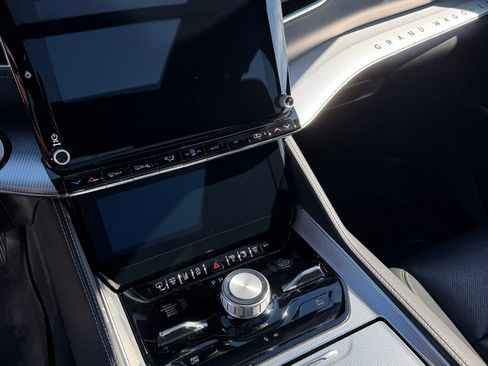 Used 2023 Jeep Grand Wagoneer 4WD w/ Rear Seat Video Group 1 image 20