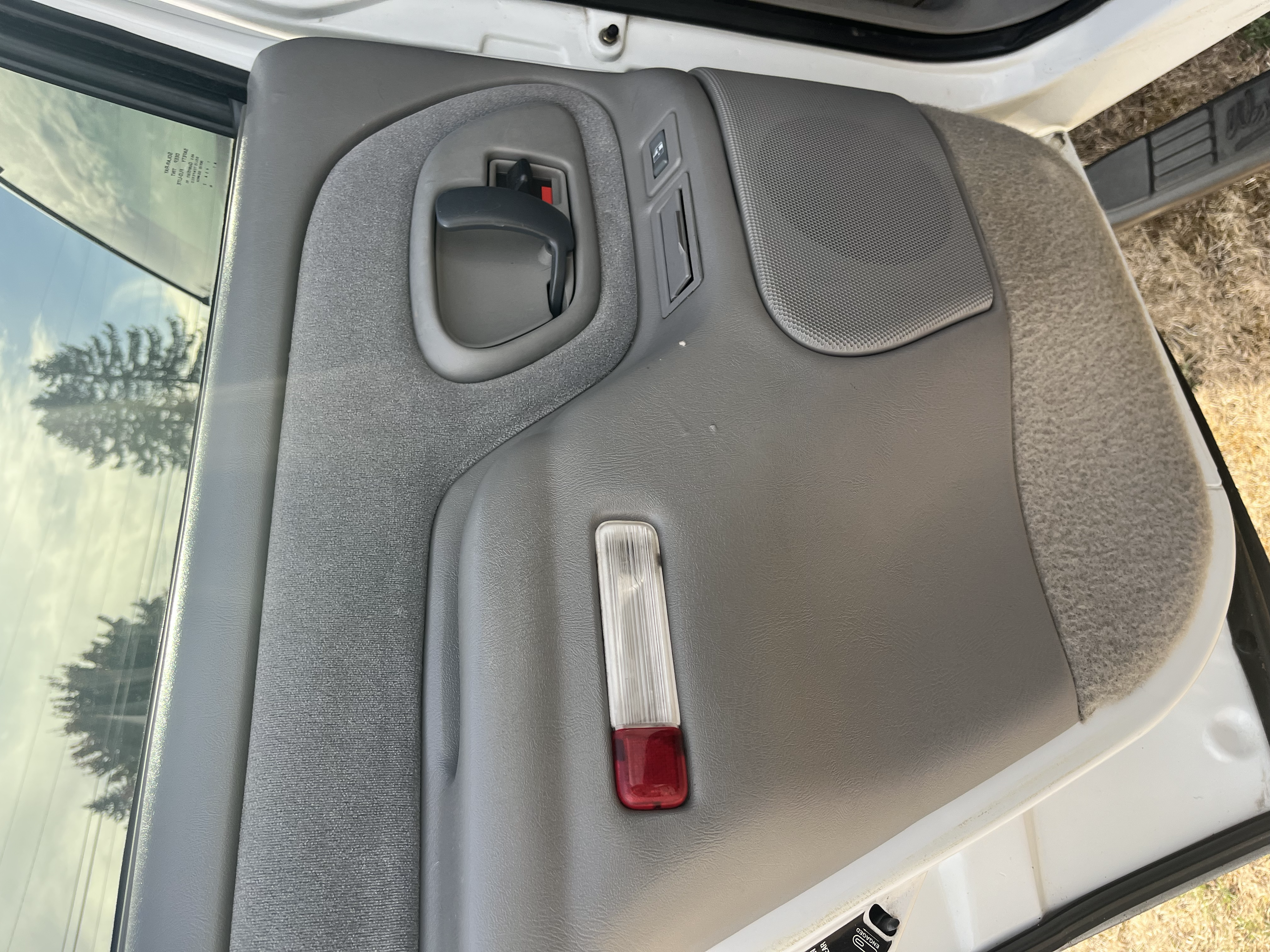Used 1996 GMC Yukon 4WD 4-Door image 16