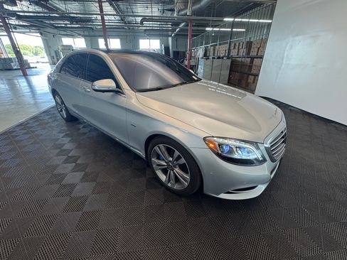Used 2017 Mercedes-Benz S 550e image 4