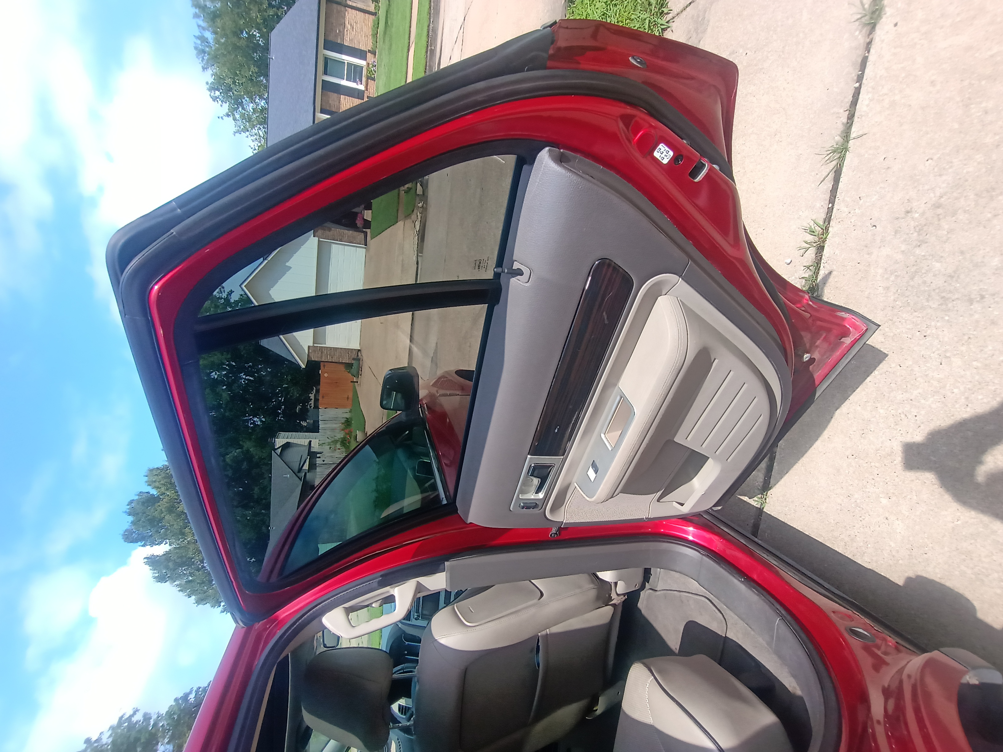 Used 2010 Lincoln MKX AWD image 22