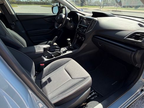 Used 2023 Subaru Crosstrek 2.0i Premium image 24