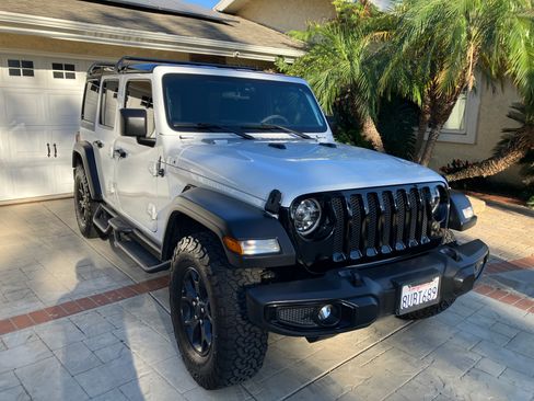 Used 2021 Jeep Wrangler Unlimited Sport image 15