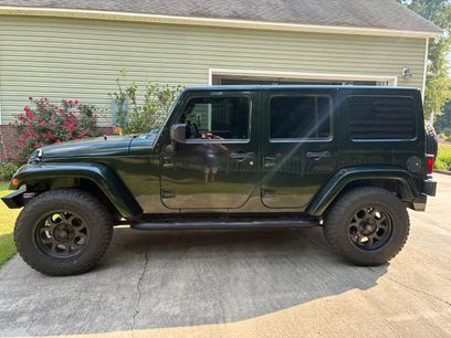 Used 2011 Jeep Wrangler Unlimited Sahara w/ Connectivity Group