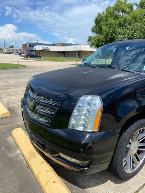 Used 2013 Cadillac Escalade ESV Premium RWD image 6