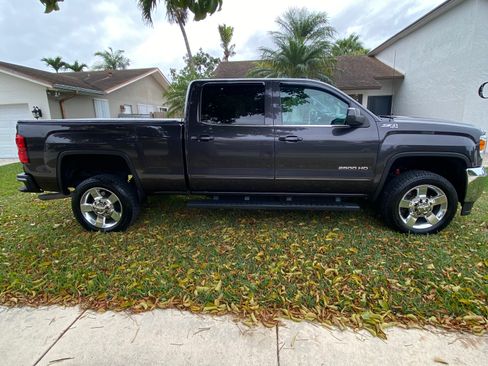 Used 2016 GMC Sierra 2500 SLE w/ SLE Convenience Package image 8